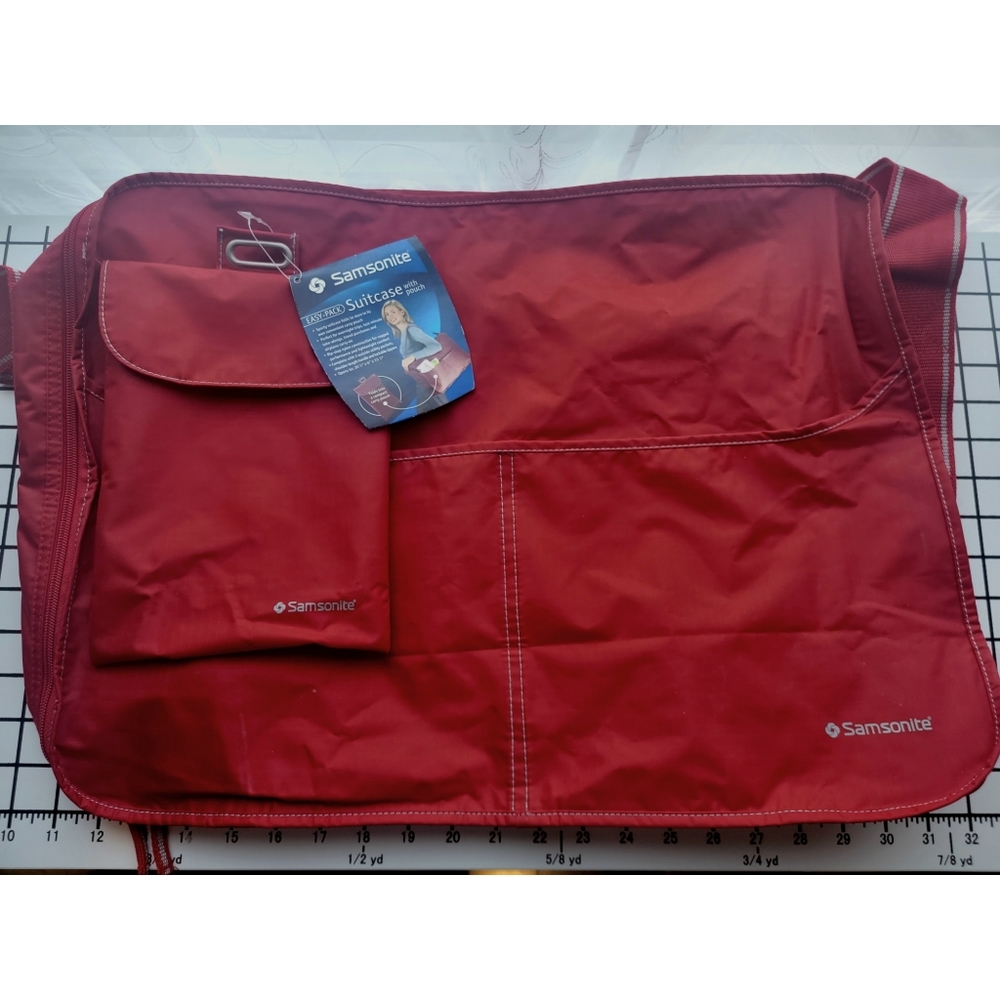 New Samsonite Easy Pack Suitcase